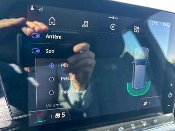 Image véhicule  Renault MEGANE E-TECH (11)