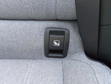 Image véhicule  Renault MEGANE E-TECH (23)