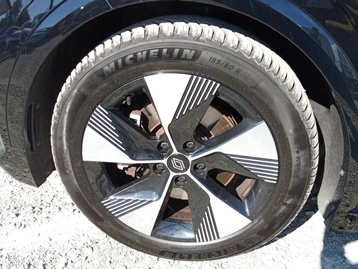 Image véhicule  Renault MEGANE E-TECH (26)