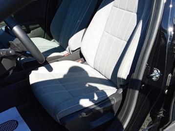 Image véhicule  Renault MEGANE E-TECH (40)