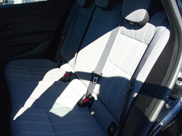 Image véhicule  Renault MEGANE E-TECH (5)