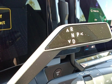 Image véhicule  Renault MEGANE E-TECH (15)