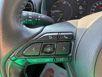 Image véhicule  Toyota YARIS (19)
