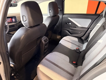 Image véhicule  Opel ASTRA (8)