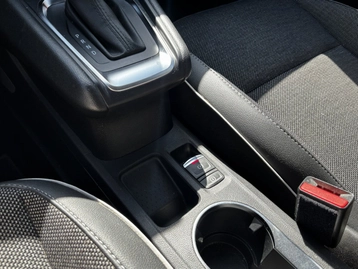 Image véhicule  Renault CAPTUR (30)