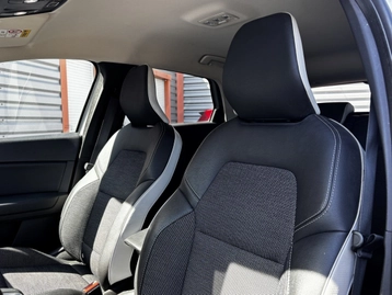 Image véhicule  Renault CAPTUR (4)