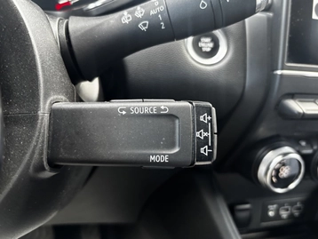 Image véhicule  Renault CAPTUR (16)