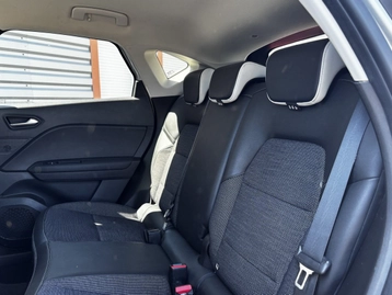 Image véhicule  Renault CAPTUR (5)