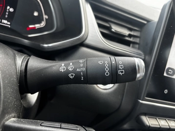 Image véhicule  Renault CAPTUR (15)