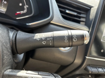 Image véhicule  Renault CAPTUR (15)