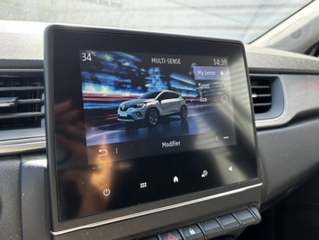 Image véhicule  Renault CAPTUR (25)