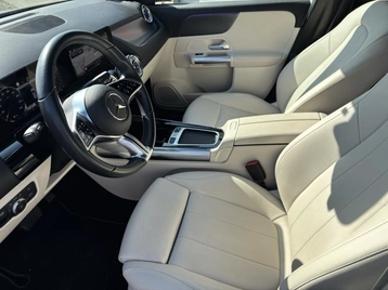 Image véhicule  Mercedes GLA (13)