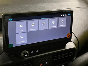 Image véhicule  Citroën BERLINGO (44)