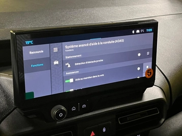 Image véhicule  Citroën BERLINGO (46)