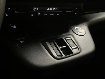 Image véhicule  Citroën BERLINGO (36)