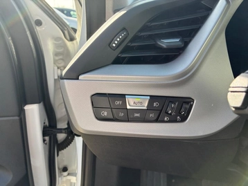 Image véhicule  BMW SÉRIE 1 (21)