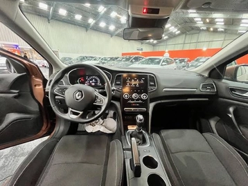 Image véhicule  Renault MEGANE (17)