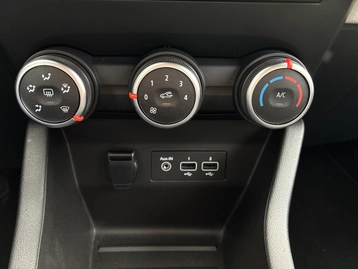 Image véhicule  Renault CLIO V (13)