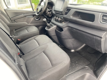 Image véhicule  Renault TRAFIC (10)