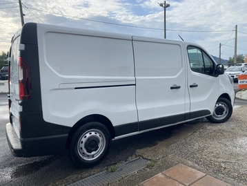 Image véhicule  Renault TRAFIC (2)
