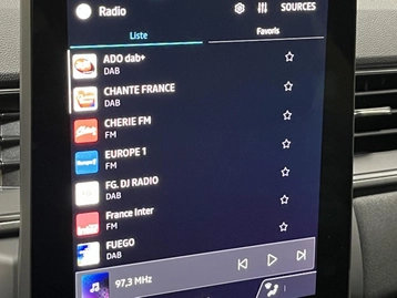 Image véhicule  Renault CAPTUR (33)