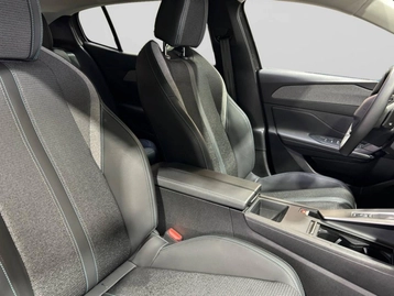 Image véhicule  Peugeot 408 (11)