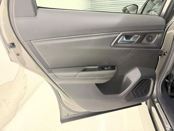 Image véhicule Citroën C5 X (33) Image véhicule Citroën C5 X (33)