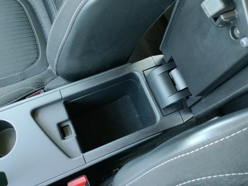 Image véhicule Renault MEGANE (36) Image véhicule Renault MEGANE (36)