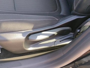 Image véhicule Renault MEGANE (26) Image véhicule Renault MEGANE (26)