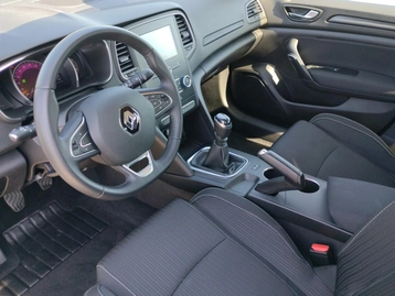 Image véhicule Renault MEGANE (22) Image véhicule Renault MEGANE (22)