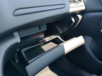 Image véhicule Renault MEGANE (37) Image véhicule Renault MEGANE (37)