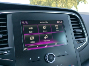 Image véhicule Renault MEGANE (28) Image véhicule Renault MEGANE (28)