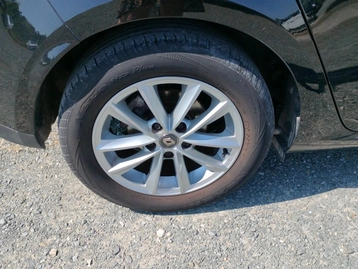 Image véhicule Renault MEGANE (52) Image véhicule Renault MEGANE (52)