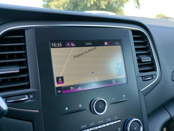 Image véhicule Renault MEGANE (9) Image véhicule Renault MEGANE (9)