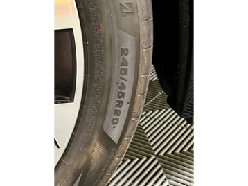 Image véhicule  Renault RAFALE (33) Image véhicule  Renault RAFALE (33)