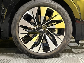 Image véhicule  Renault RAFALE (9) Image véhicule  Renault RAFALE (9)