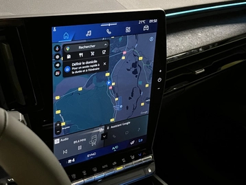 Image véhicule  Renault RAFALE (38) Image véhicule  Renault RAFALE (38)