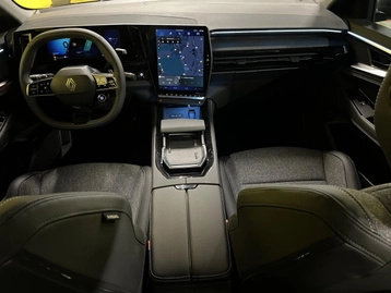 Image véhicule  Renault RAFALE (4) Image véhicule  Renault RAFALE (4)