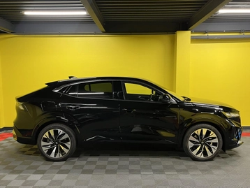 Image véhicule  Renault RAFALE (28) Image véhicule  Renault RAFALE (28)