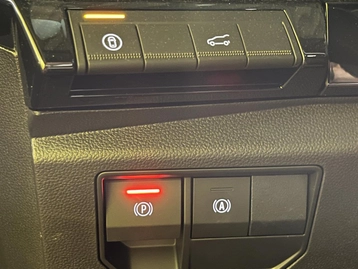 Image véhicule  Renault RAFALE (17) Image véhicule  Renault RAFALE (17)