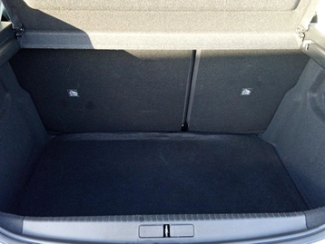 Image véhicule Opel CORSA (17) Image véhicule Opel CORSA (17)