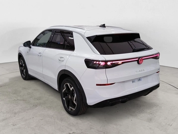 Image véhicule  Volkswagen T-ROC (2)
