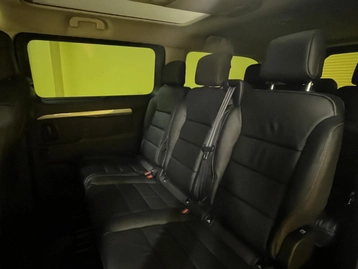 Image véhicule  Peugeot TRAVELLER (57)
