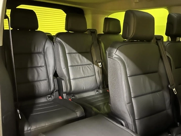 Image véhicule  Peugeot TRAVELLER (53)