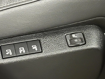 Image véhicule  Peugeot TRAVELLER (9)