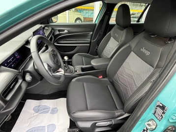 Image véhicule  Jeep AVENGER (12)