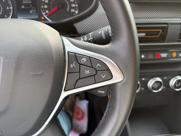 Image véhicule  Dacia SANDERO (19)