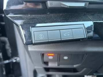 Image véhicule  Renault ESPACE (28)