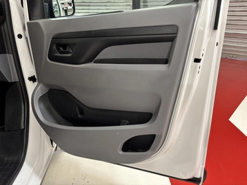 Image véhicule  Peugeot EXPERT (17)