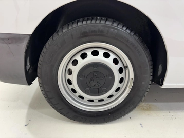 Image véhicule  Peugeot EXPERT (29)